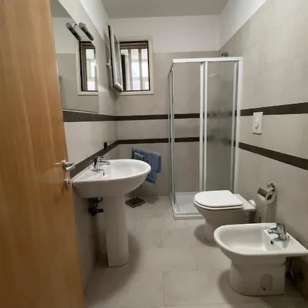 Vakantiehuis Rosmini - Parcheggio-veranda - Baia - Lido - By Click Salento